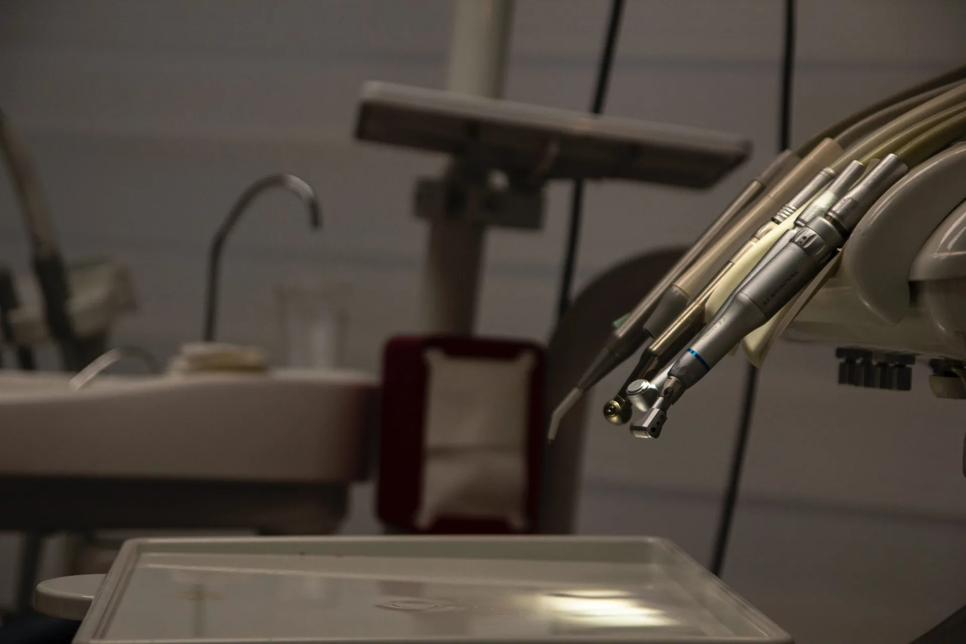 Dental unit handpieces in a clinic